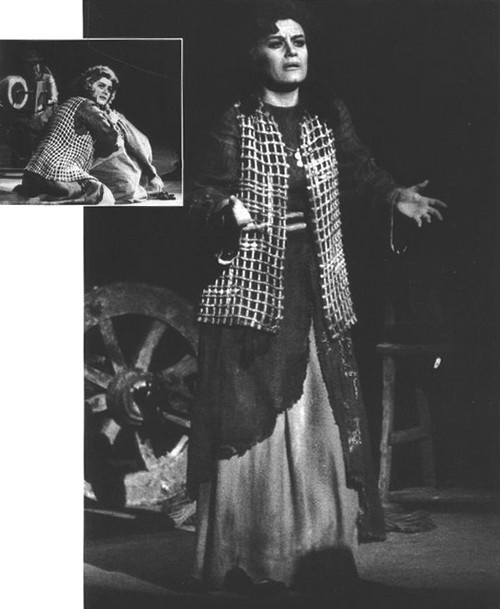 Иллюстрация к книге — Елена Образцова. Голос и судьба [i_083.jpg]