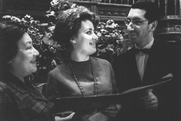 Иллюстрация к книге — Елена Образцова. Голос и судьба [i_093.jpg]