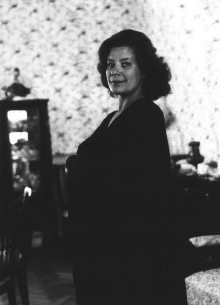 Иллюстрация к книге — Елена Образцова. Голос и судьба [i_099.jpg]