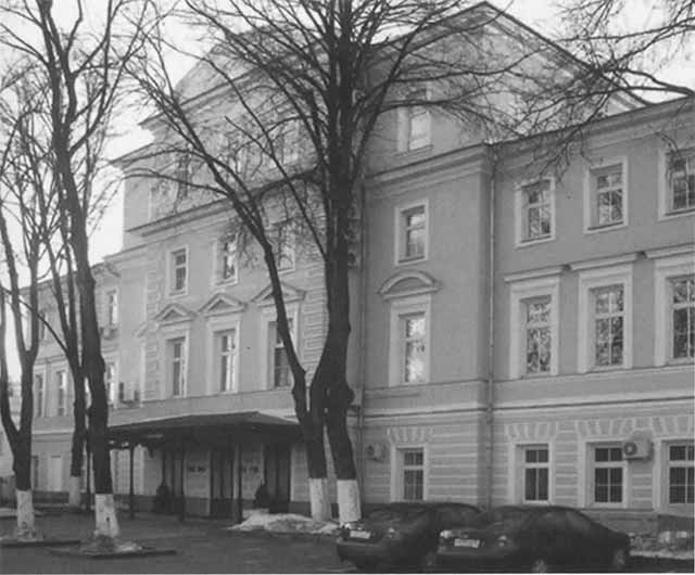 Иллюстрация к книге — Дэн Сяопин [i_009.jpg]