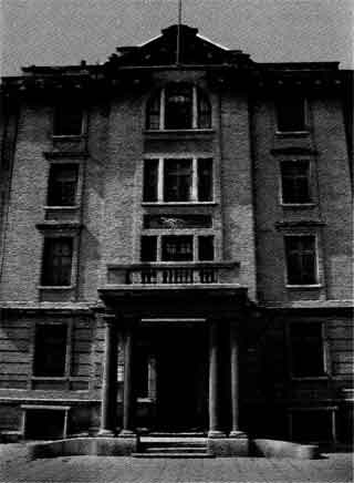 Иллюстрация к книге — Мао Цзэдун [p_15.jpg]