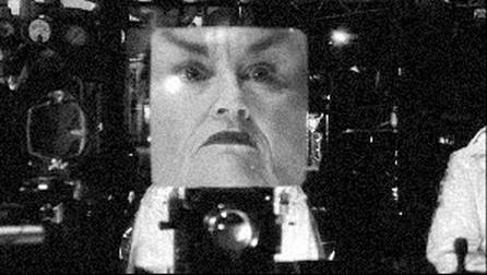 Иллюстрация к книге — Режиссеры настоящего. В 2 томах. Том 1. Визионеры и мегаломаны [i_049.jpg]