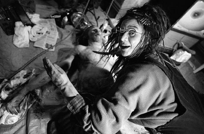 Иллюстрация к книге — Режиссеры настоящего. В 2 томах. Том 1. Визионеры и мегаломаны [i_051.jpg]