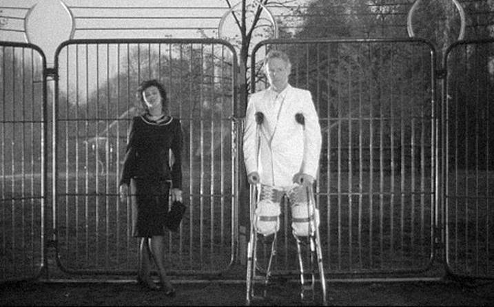 Иллюстрация к книге — Режиссеры настоящего. В 2 томах. Том 1. Визионеры и мегаломаны [i_066.jpg]