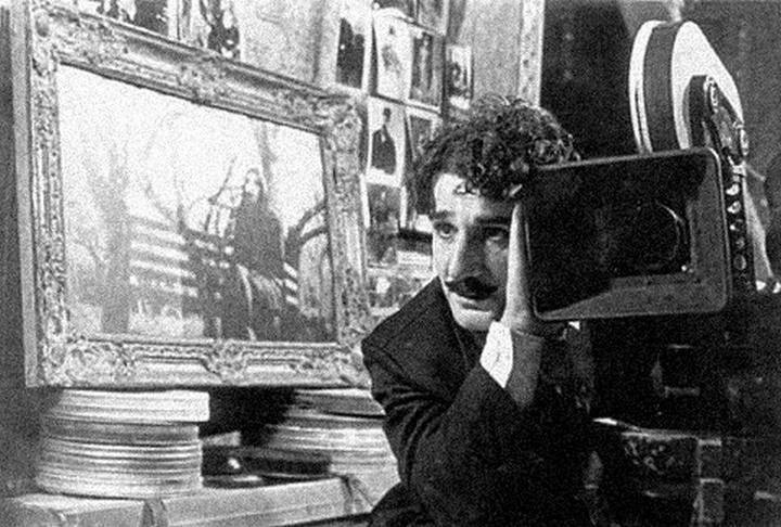 Иллюстрация к книге — Режиссеры настоящего. В 2 томах. Том 1. Визионеры и мегаломаны [i_123.jpg]