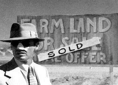 Иллюстрация к книге — Режиссеры настоящего. В 2 томах. Том 1. Визионеры и мегаломаны [i_143.jpg]