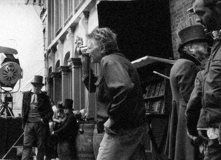 Иллюстрация к книге — Режиссеры настоящего. В 2 томах. Том 1. Визионеры и мегаломаны [i_153.jpg]