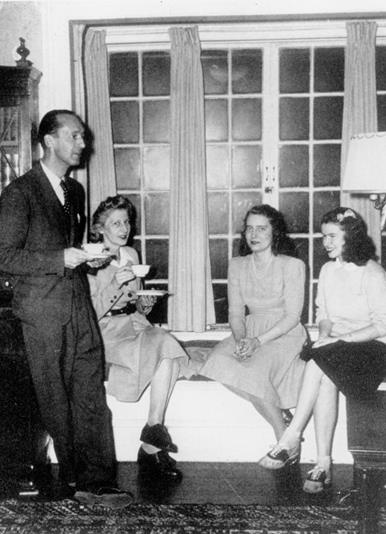 Иллюстрация к книге — Тайная история Владимира Набокова [i_027.jpg]