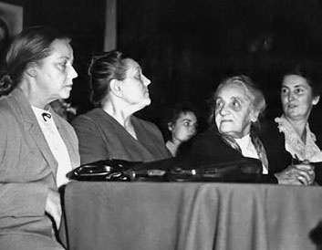 Иллюстрация к книге — Я пытаюсь восстановить черты [_106.jpg]