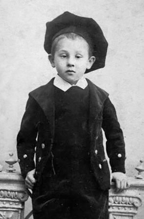 Иллюстрация к книге — Я пытаюсь восстановить черты [_24.jpg]