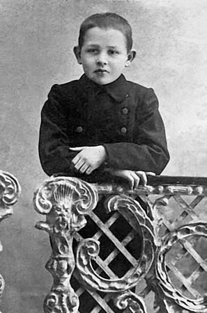 Иллюстрация к книге — Я пытаюсь восстановить черты [_26.jpg]