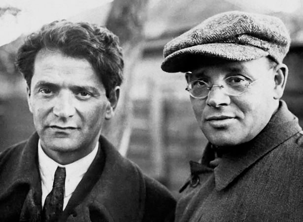 Иллюстрация к книге — Я пытаюсь восстановить черты [_37.jpg]