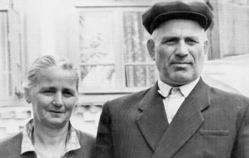 Иллюстрация к книге — Я пытаюсь восстановить черты [_87.jpg]