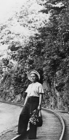 Иллюстрация к книге — Я пытаюсь восстановить черты [_93.jpg]