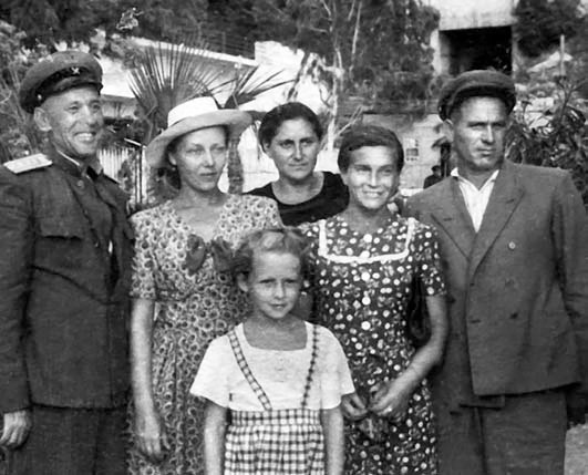 Иллюстрация к книге — Я пытаюсь восстановить черты [_94.jpg]