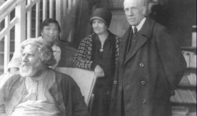 Иллюстрация к книге — Максимилиан Волошин, или Себя забывший Бог [i_069.jpg]