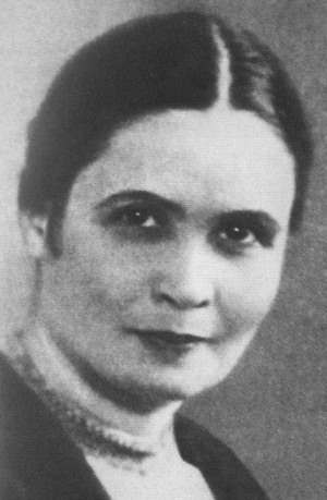 Иллюстрация к книге — Непохожие поэты. Трагедия и судьбы большевистской эпохи. Анатолий Мариенгоф, Борис Корнилов, Владимир Луговской [i_013.jpg]