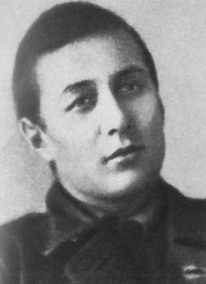 Иллюстрация к книге — Непохожие поэты. Трагедия и судьбы большевистской эпохи. Анатолий Мариенгоф, Борис Корнилов, Владимир Луговской [i_021.jpg]