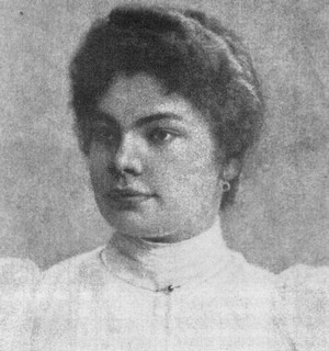 Иллюстрация к книге — Непохожие поэты. Трагедия и судьбы большевистской эпохи. Анатолий Мариенгоф, Борис Корнилов, Владимир Луговской [i_039.jpg]