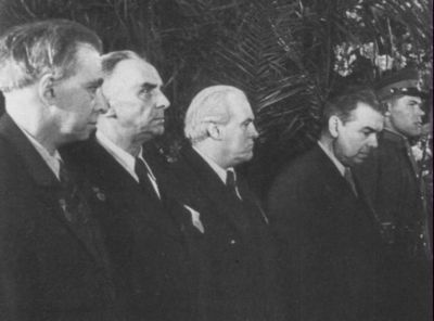 Иллюстрация к книге — Леонид Леонов [i_048.jpg]