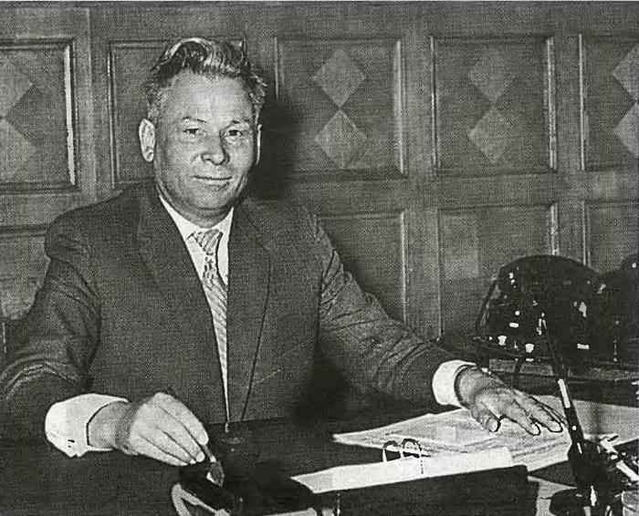 Иллюстрация к книге — Черненко [i_015.jpg]