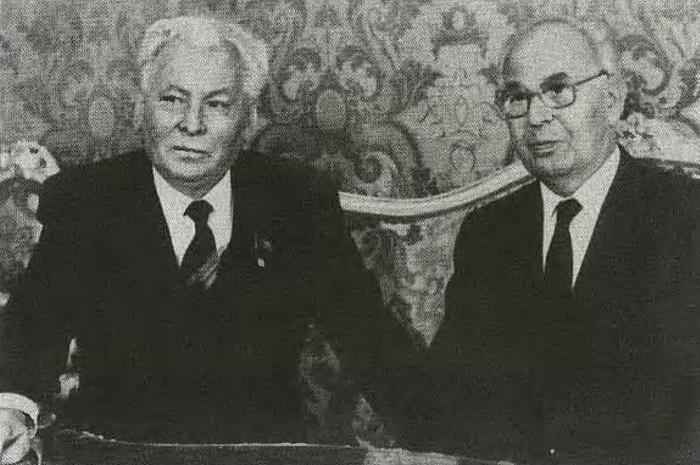 Иллюстрация к книге — Черненко [i_020.jpg]