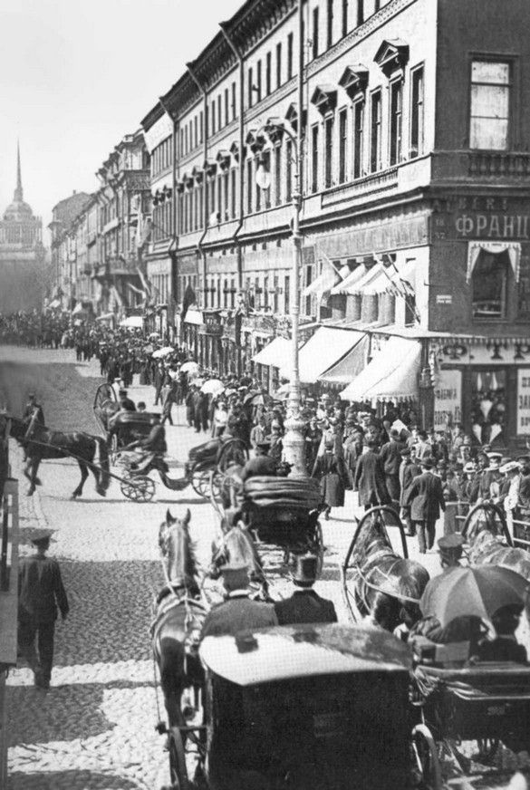 Иллюстрация к книге — Лариса Рейснер [i_003.jpg]