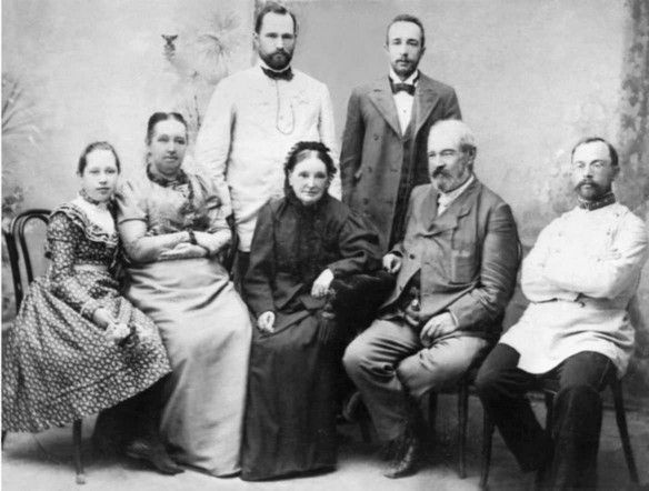 Иллюстрация к книге — Лариса Рейснер [i_005.jpg]