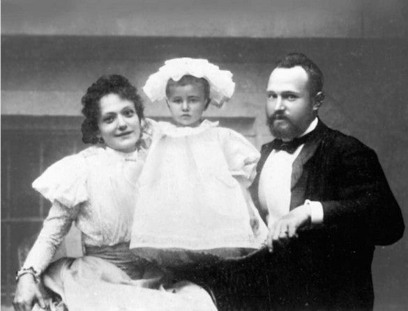 Иллюстрация к книге — Лариса Рейснер [i_006.jpg]