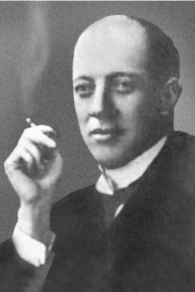 Иллюстрация к книге — Лариса Рейснер [i_043.jpg]