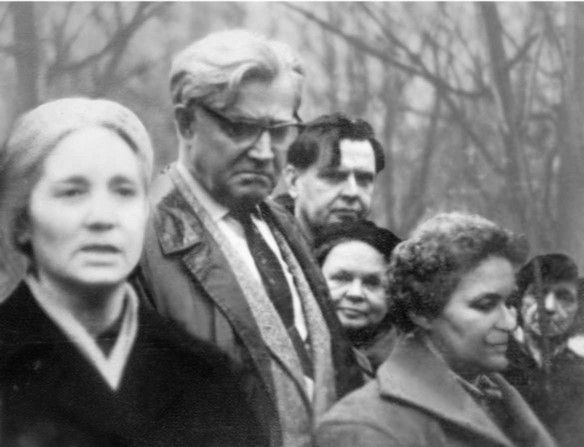 Иллюстрация к книге — Лариса Рейснер [i_063.jpg]