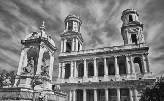 Иллюстрация к книге — Берегитесь, Боги жаждут! [i_107.jpg]