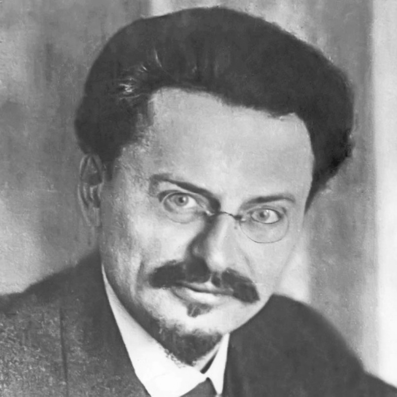 Иллюстрация к книге — Берегитесь, Боги жаждут! [i_239.jpg]