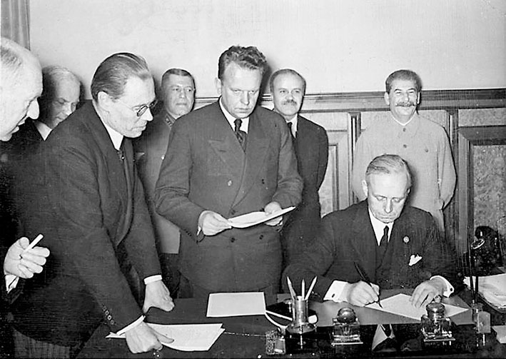 Иллюстрация к книге — Мой лучший друг товарищ Сталин [i_019.jpg]