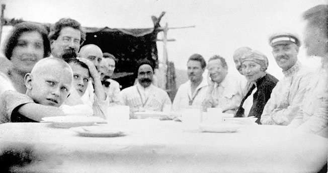 Иллюстрация к книге — Мой лучший друг товарищ Сталин [i_032.jpg]