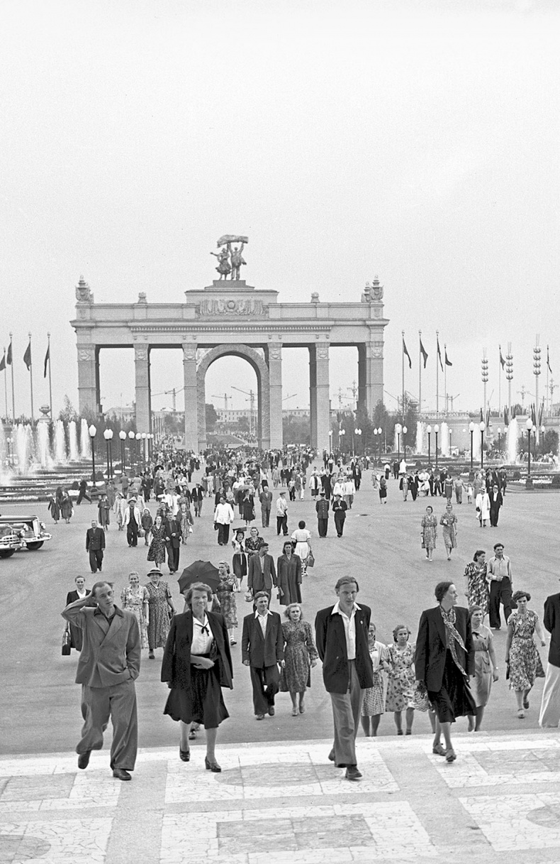 Иллюстрация к книге — Мой лучший друг товарищ Сталин [i_043.jpg]