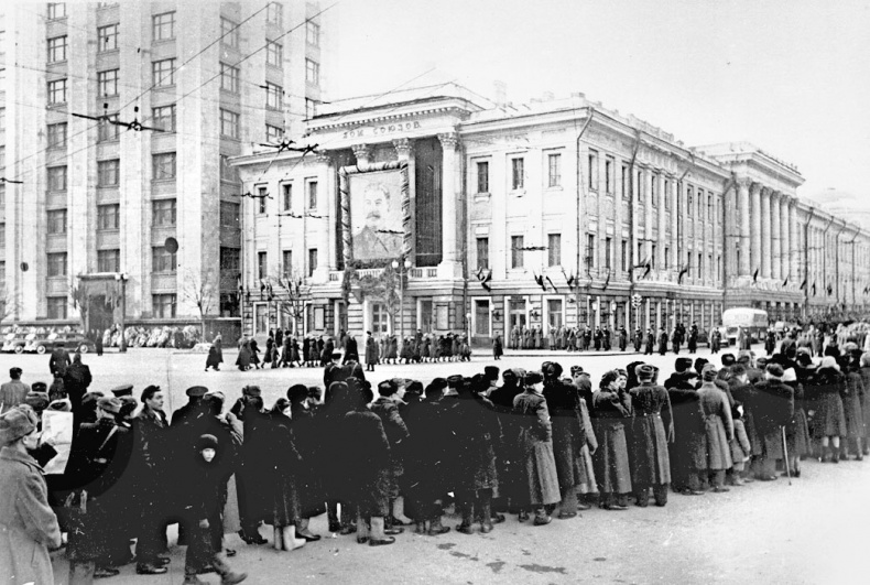 Иллюстрация к книге — Мой лучший друг товарищ Сталин [i_053.jpg]