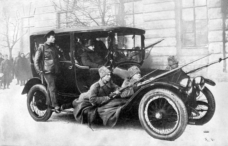 Иллюстрация к книге — Друг мой, враг мой... [i_019.jpg]