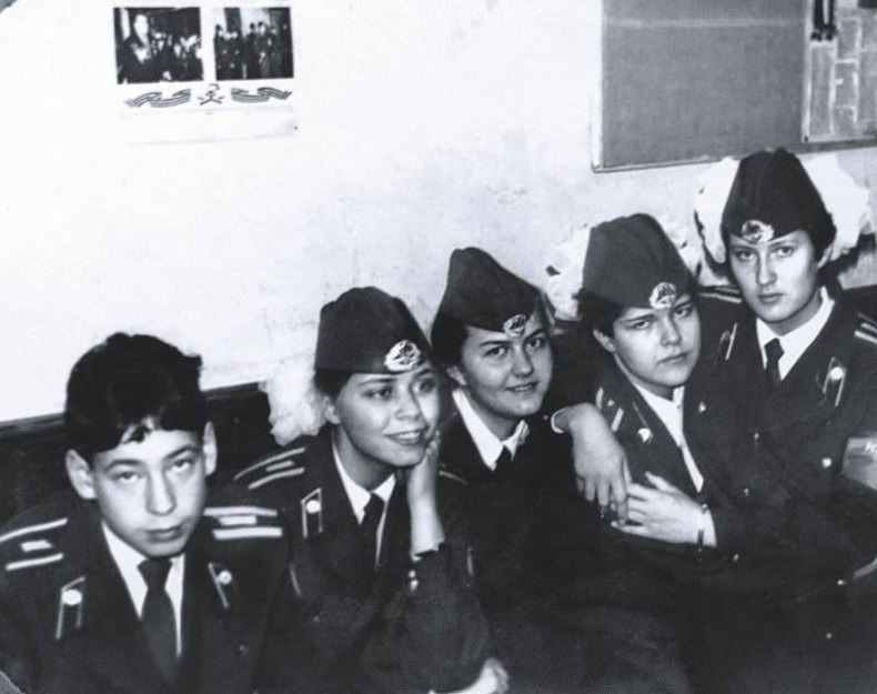 Иллюстрация к книге — Леонид Слуцкий. Тренер из соседнего двора [i_006.jpg]