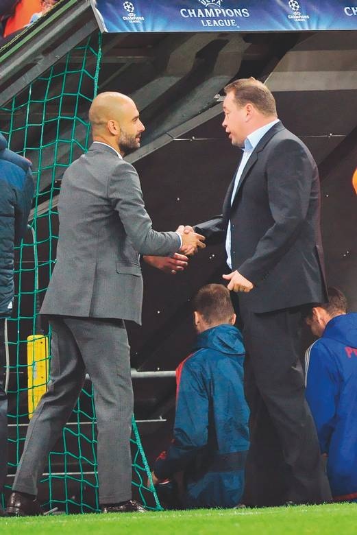 Иллюстрация к книге — Леонид Слуцкий. Тренер из соседнего двора [i_064.jpg]