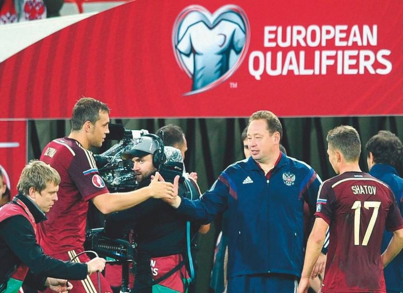 Иллюстрация к книге — Леонид Слуцкий. Тренер из соседнего двора [i_069.jpg]