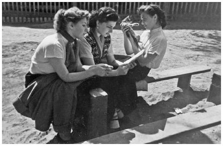 Иллюстрация к книге — Жизнь как КИНО, или Мой муж Авдотья Никитична [i_009.jpg]