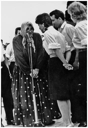 Иллюстрация к книге — Жизнь как КИНО, или Мой муж Авдотья Никитична [i_021.jpg]