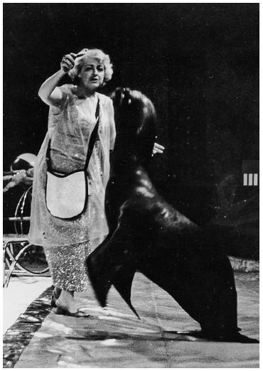 Иллюстрация к книге — Жизнь как КИНО, или Мой муж Авдотья Никитична [i_033.jpg]