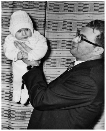 Иллюстрация к книге — Жизнь как КИНО, или Мой муж Авдотья Никитична [i_034.jpg]