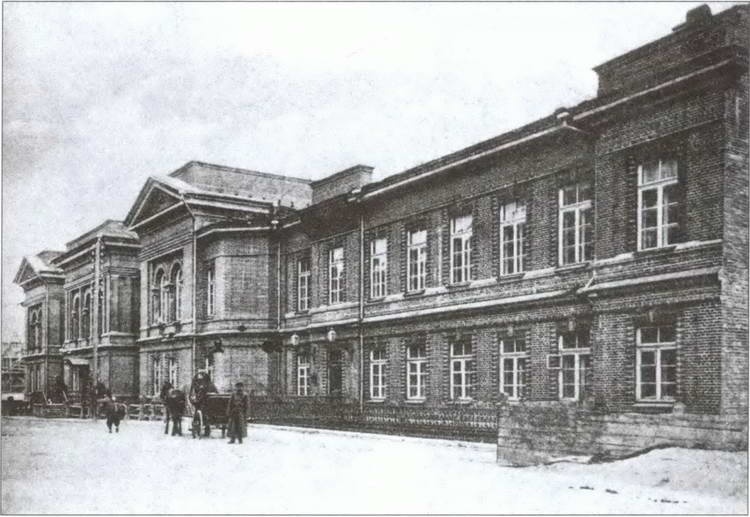 Иллюстрация к книге — &quot;Крестный отец&quot; Штирлица [i_003.jpg]