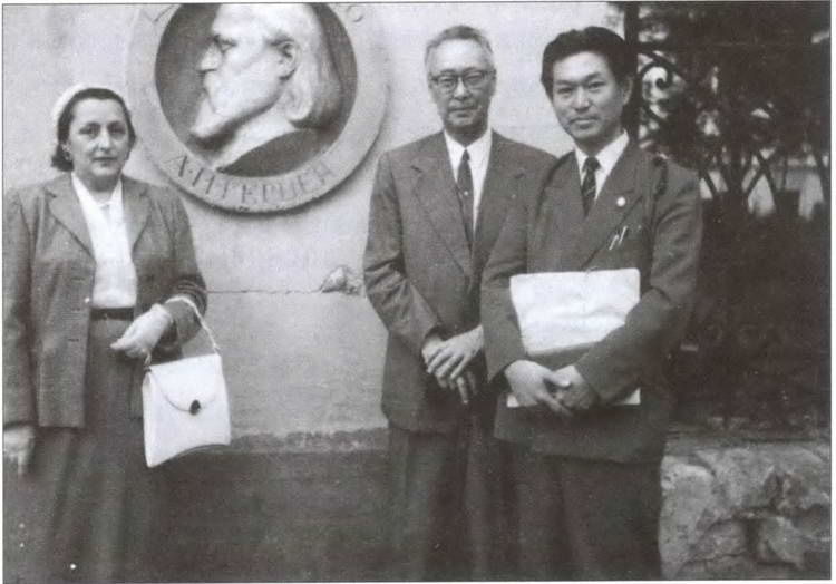 Иллюстрация к книге — &quot;Крестный отец&quot; Штирлица [i_024.jpg]