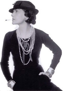 Иллюстрация к книге — Маленькие секреты большого гардероба [_17.jpg]