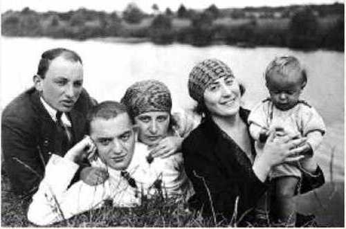 Иллюстрация к книге — Ориенталист. Тайны одной загадочной и исполненной опасностей жизни [i_005.jpg]