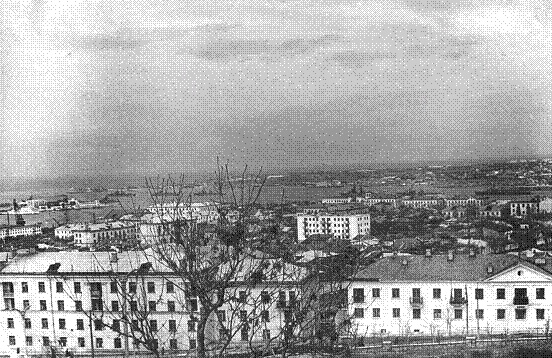 Иллюстрация к книге — С кортиком и стетоскопом [pic_17.jpg]